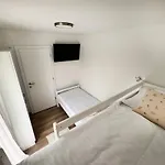 Semesterbostad Prora Mare *