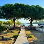 Prora Mare * Ždrelac