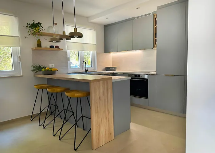 Prora Mare * Ждрелац