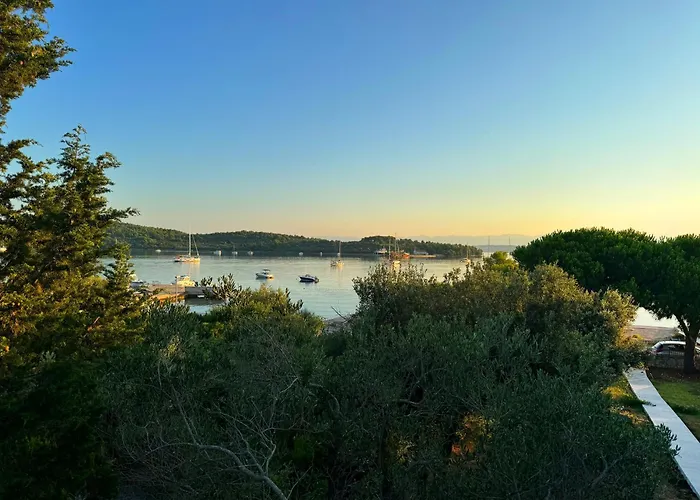 Feriehus Prora Mare Ždrelac