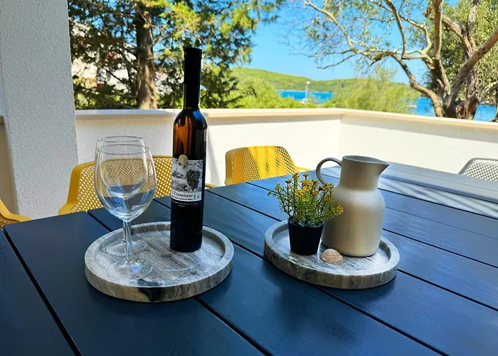 Prora Mare Feriehus Ždrelac